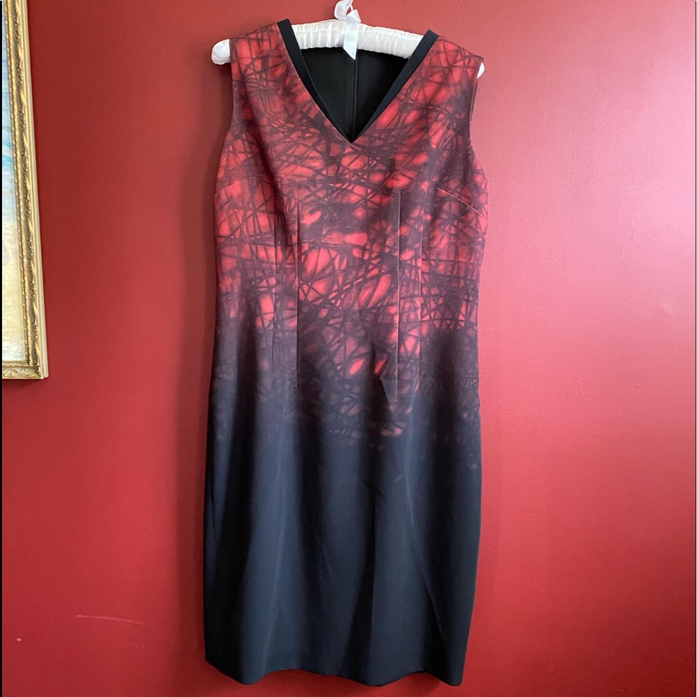 Elie Tahari Sheath dress